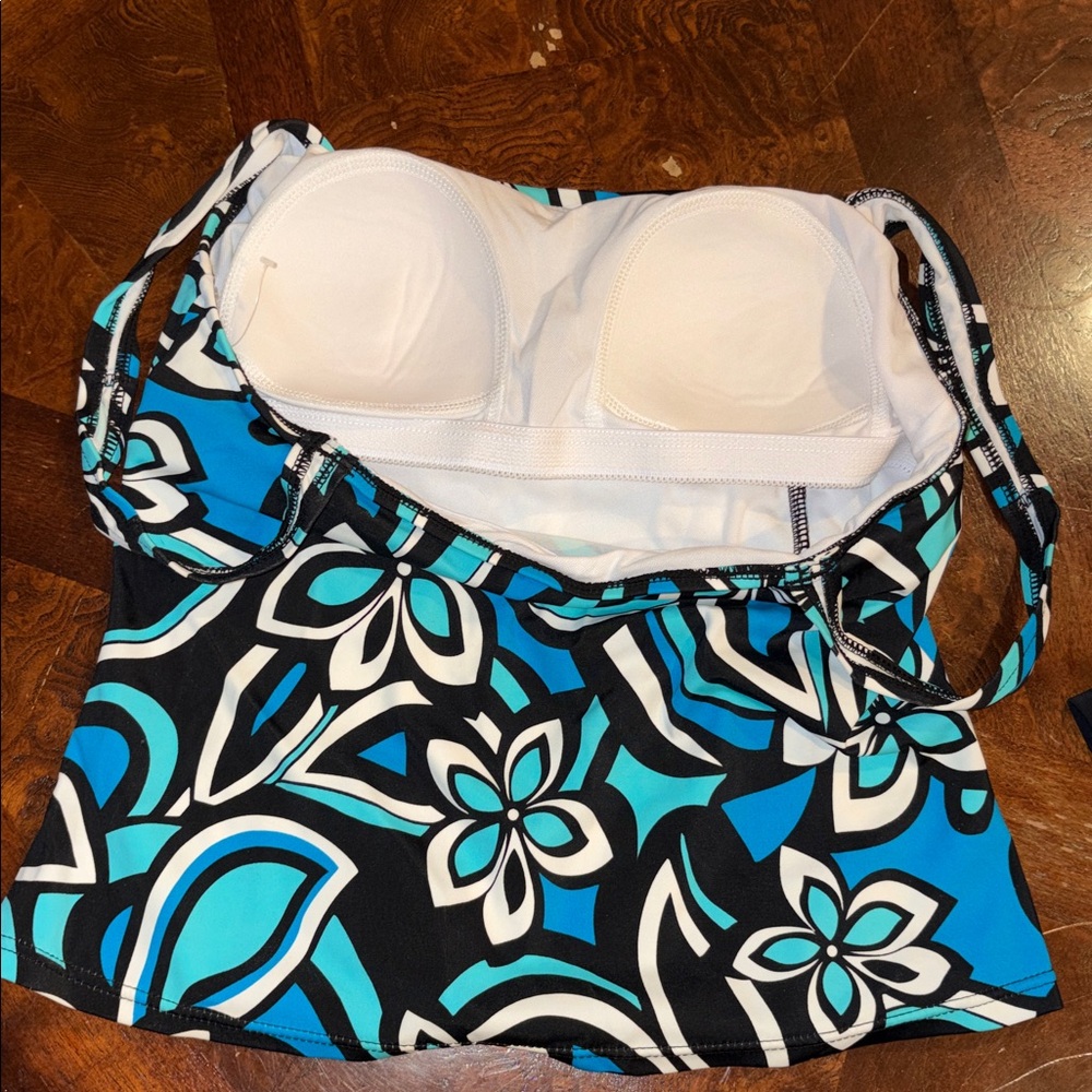 Floral Caribbean Joe Tankini Top and Black Skirt Set - Picture 6 of 11